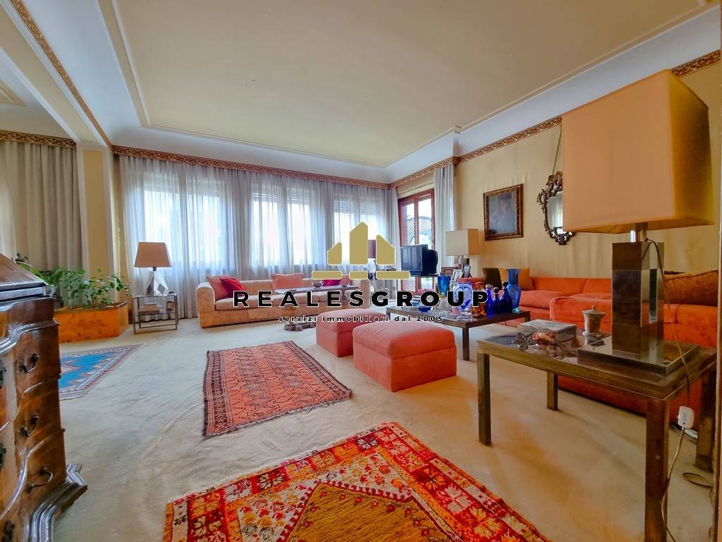 Salone