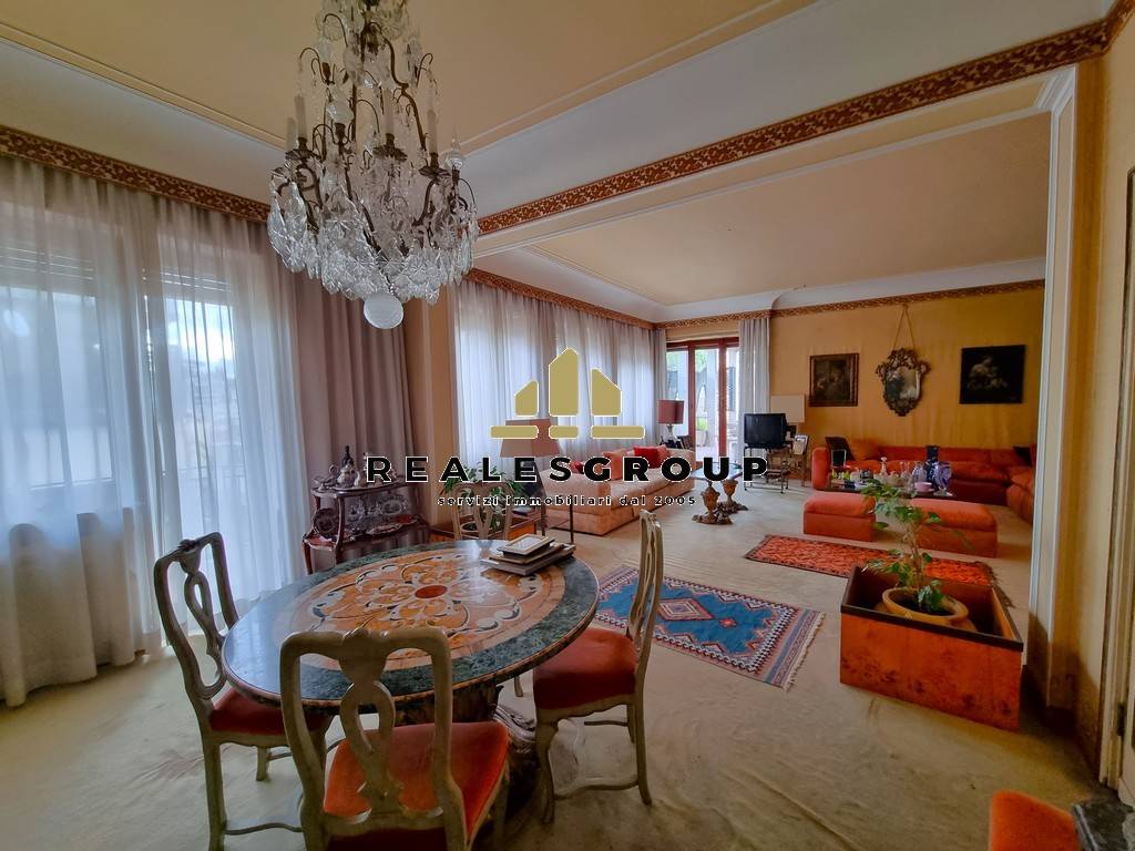 Salone