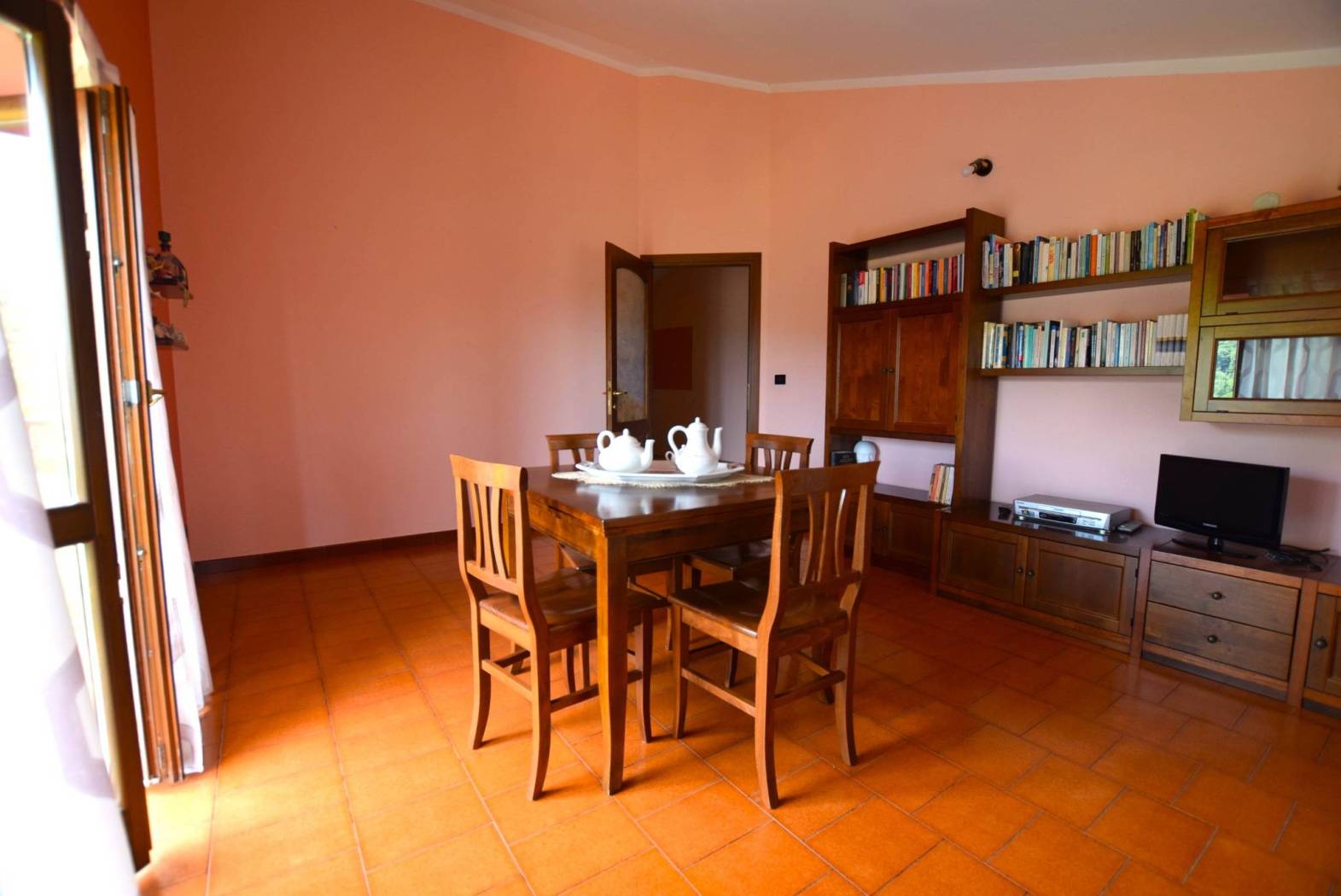 Salone