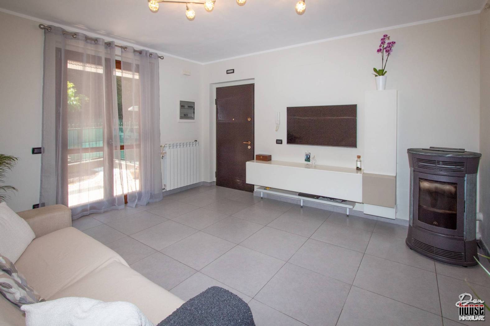 Salone