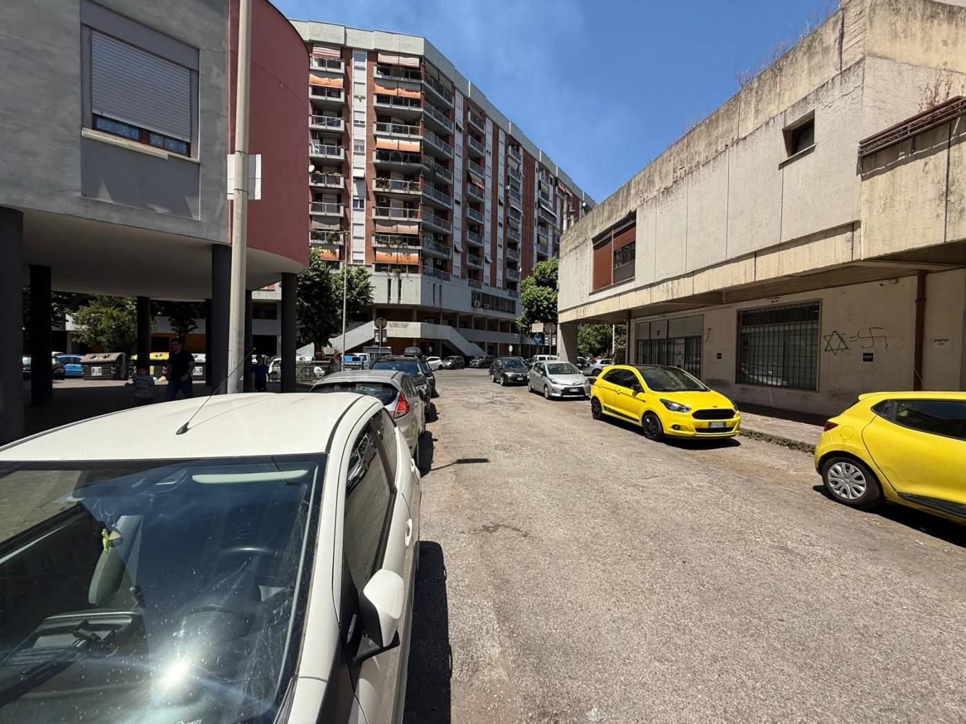 Zona Zona