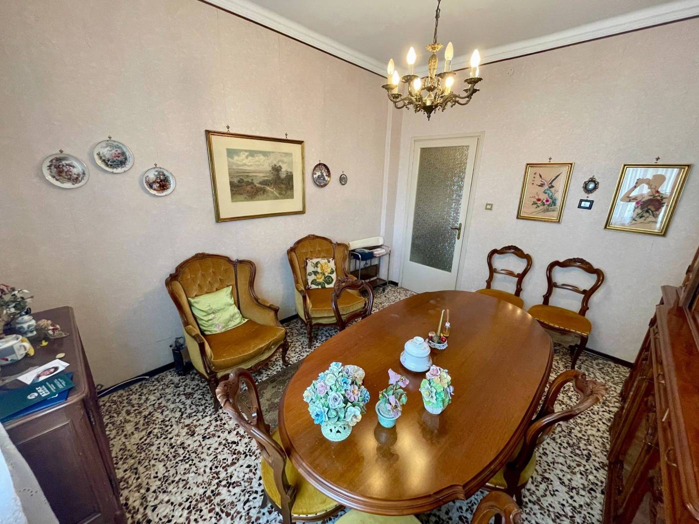 Salone