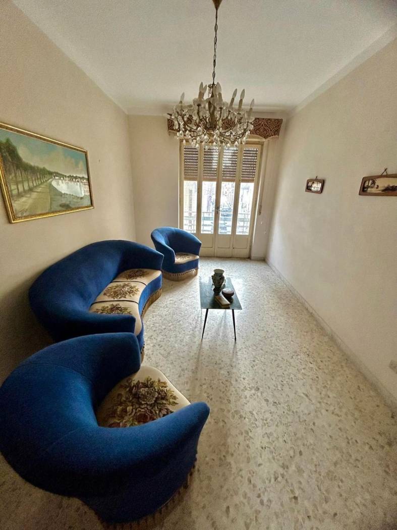 Salone