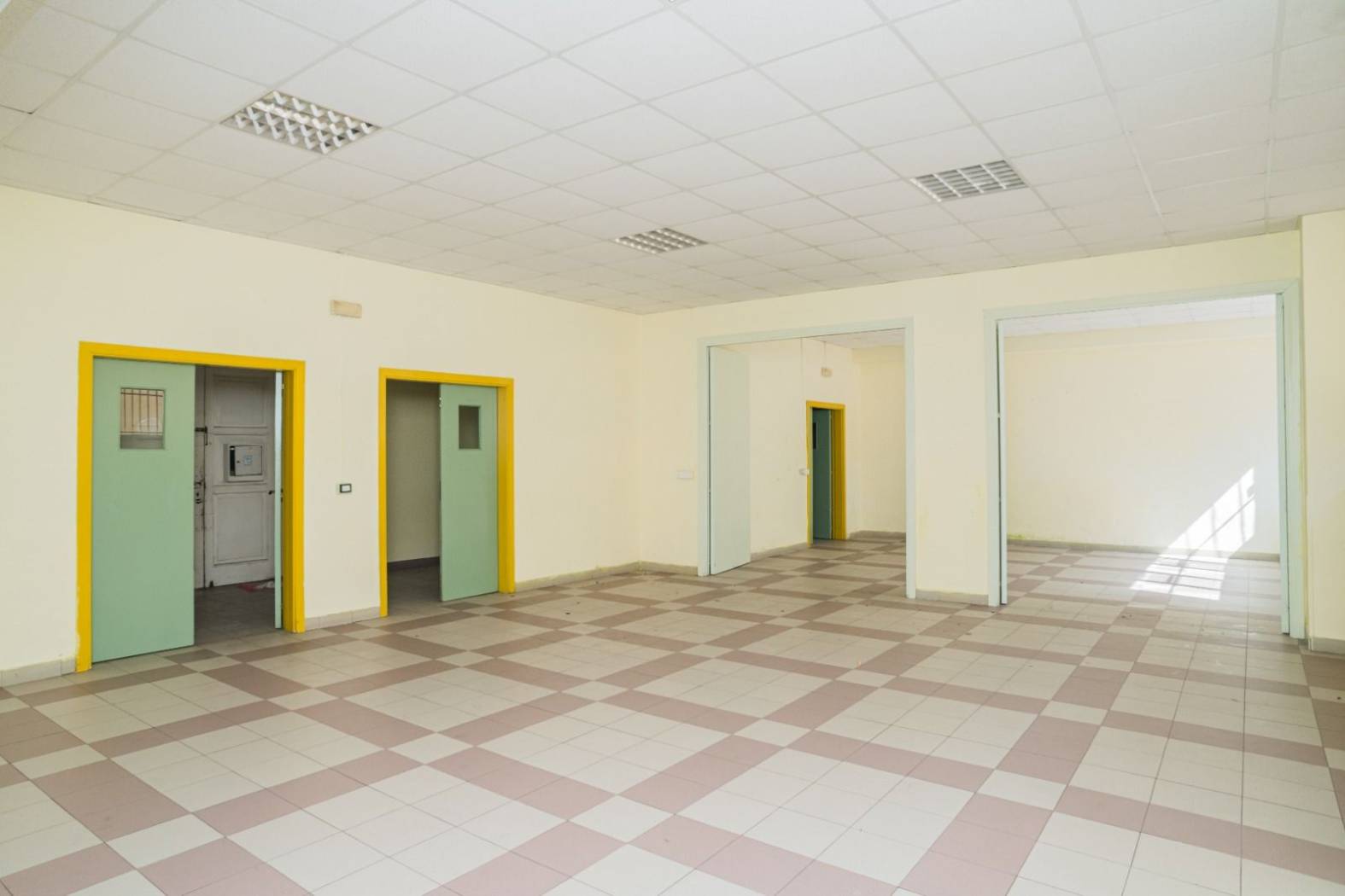 Interno non residenziale