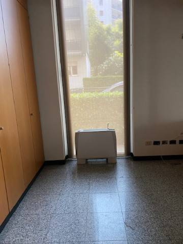 Stanza non arredata