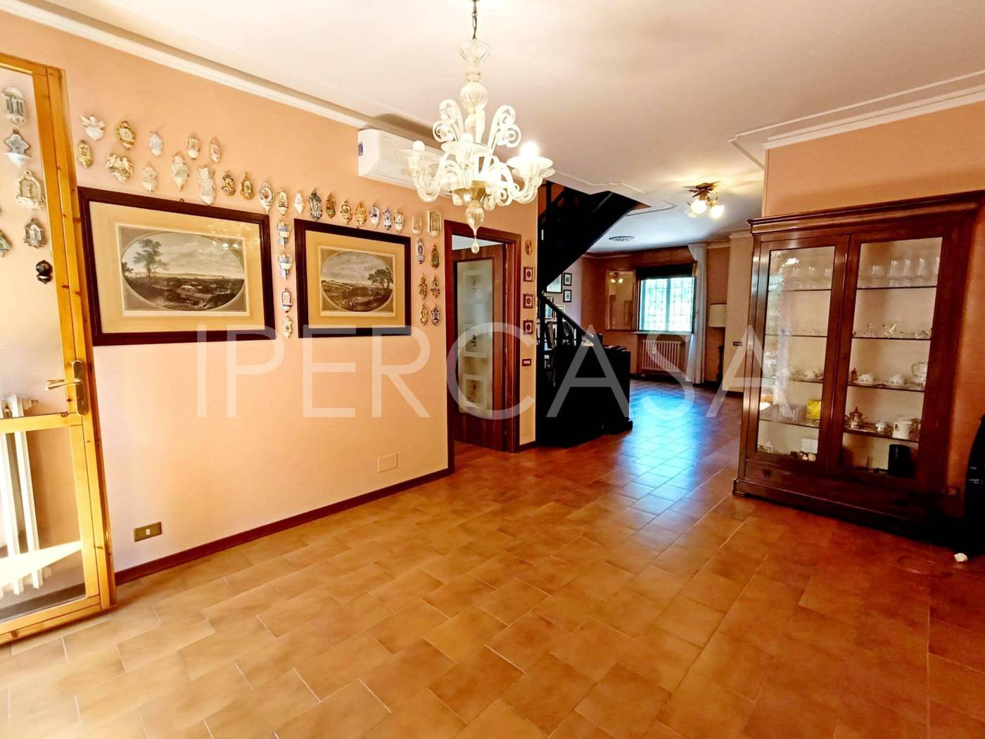 Salone
