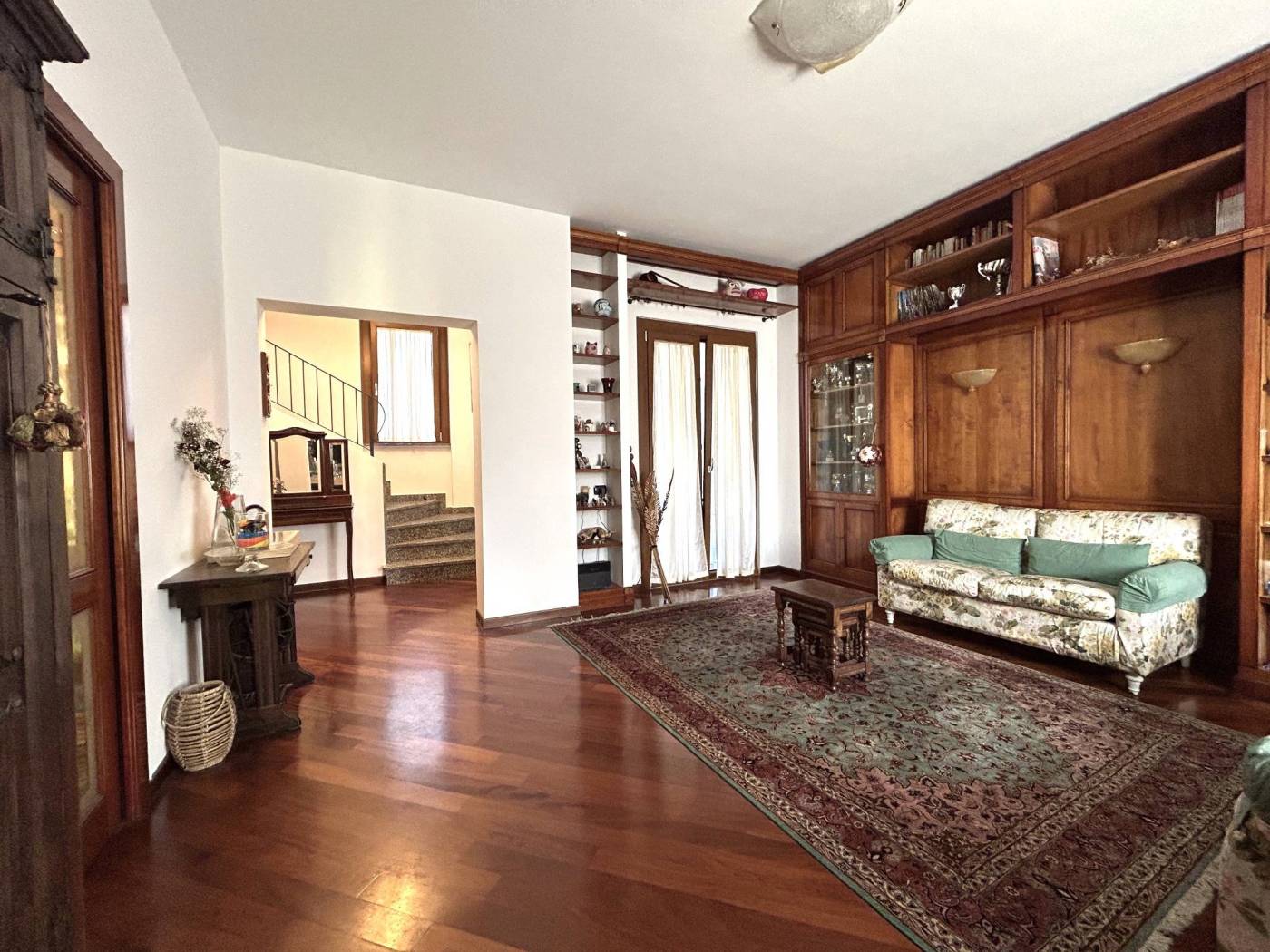 Salone