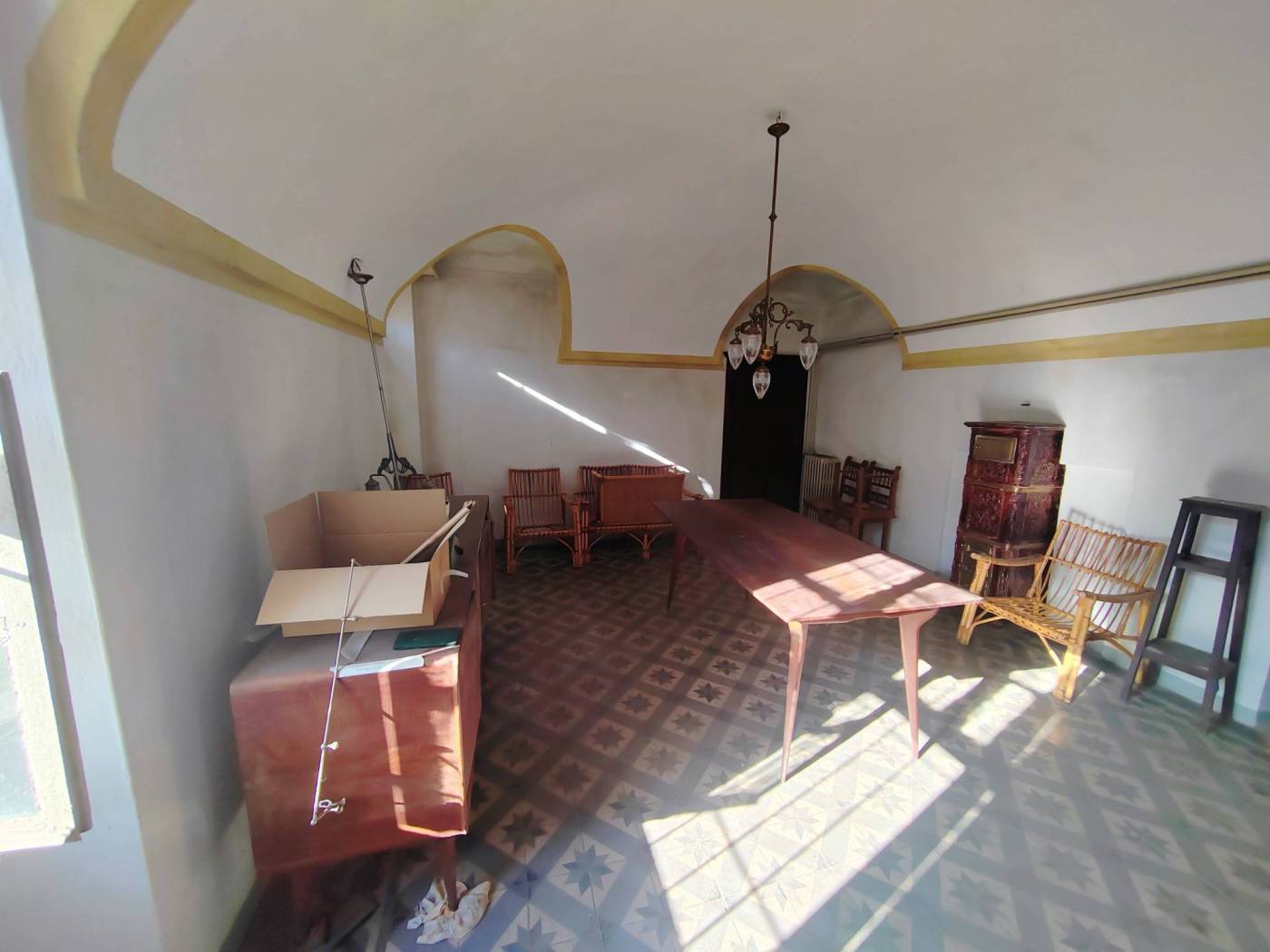 Salone