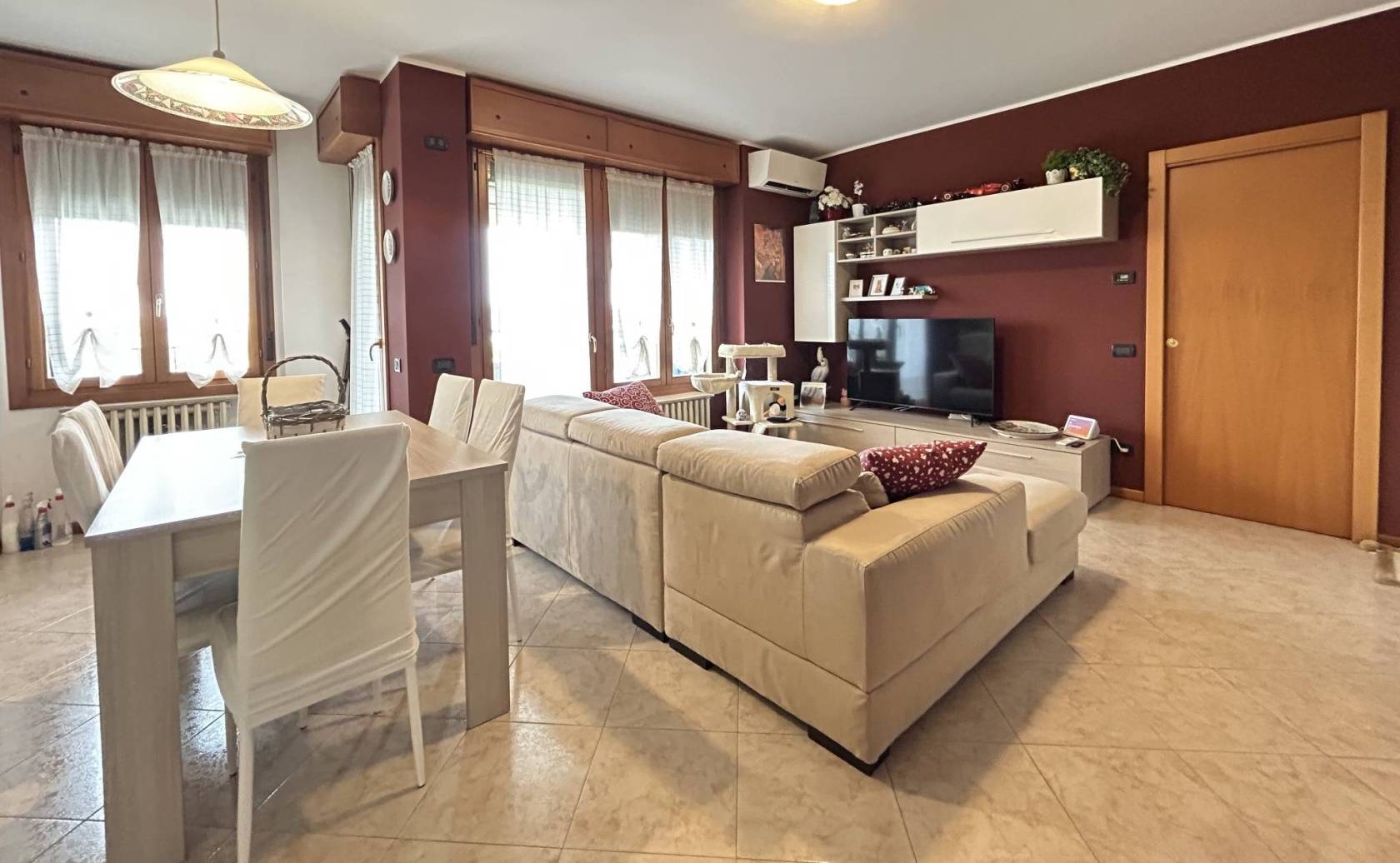 Salone