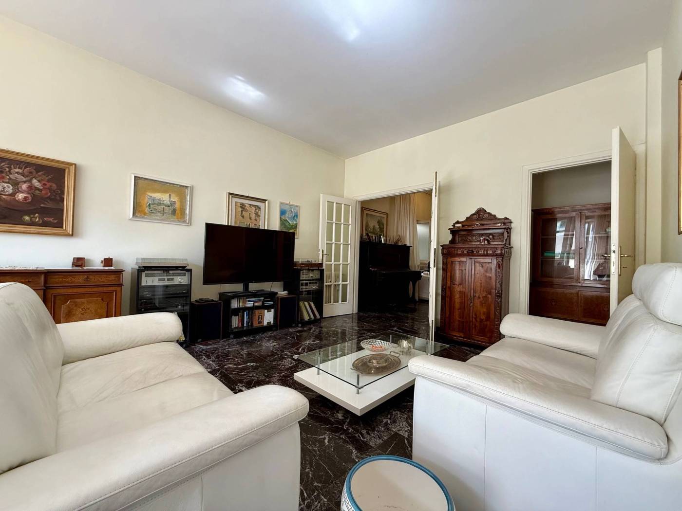 Salone