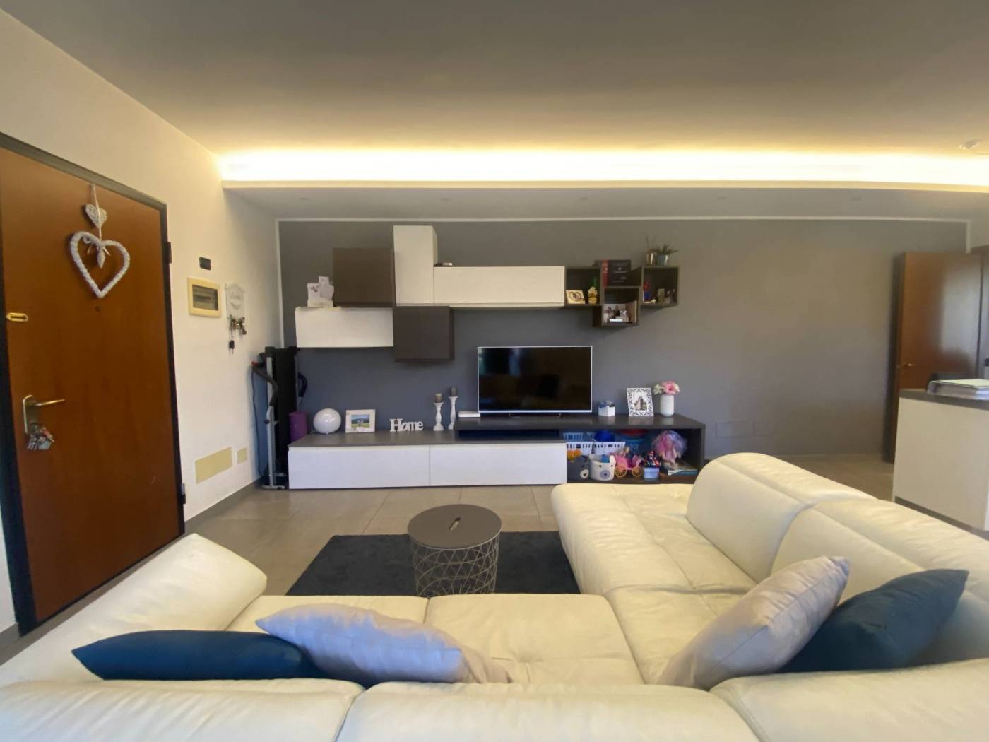 Salone