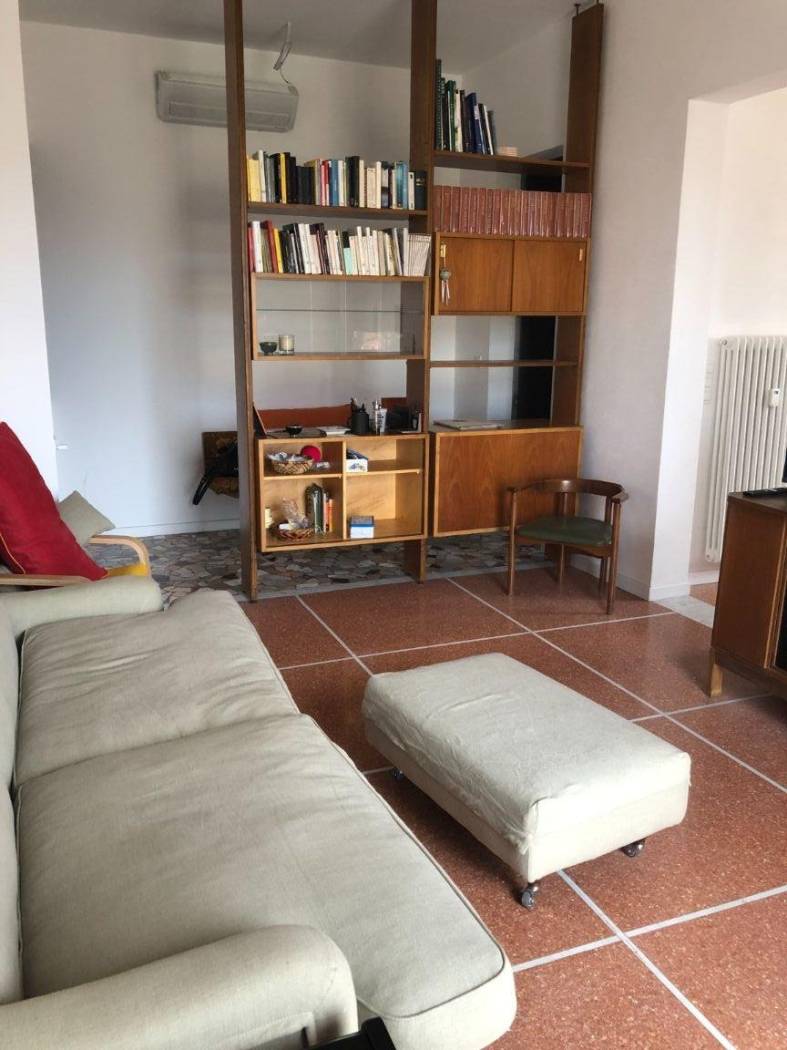 Salone
