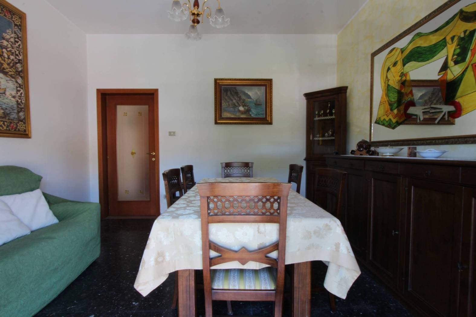 Salone