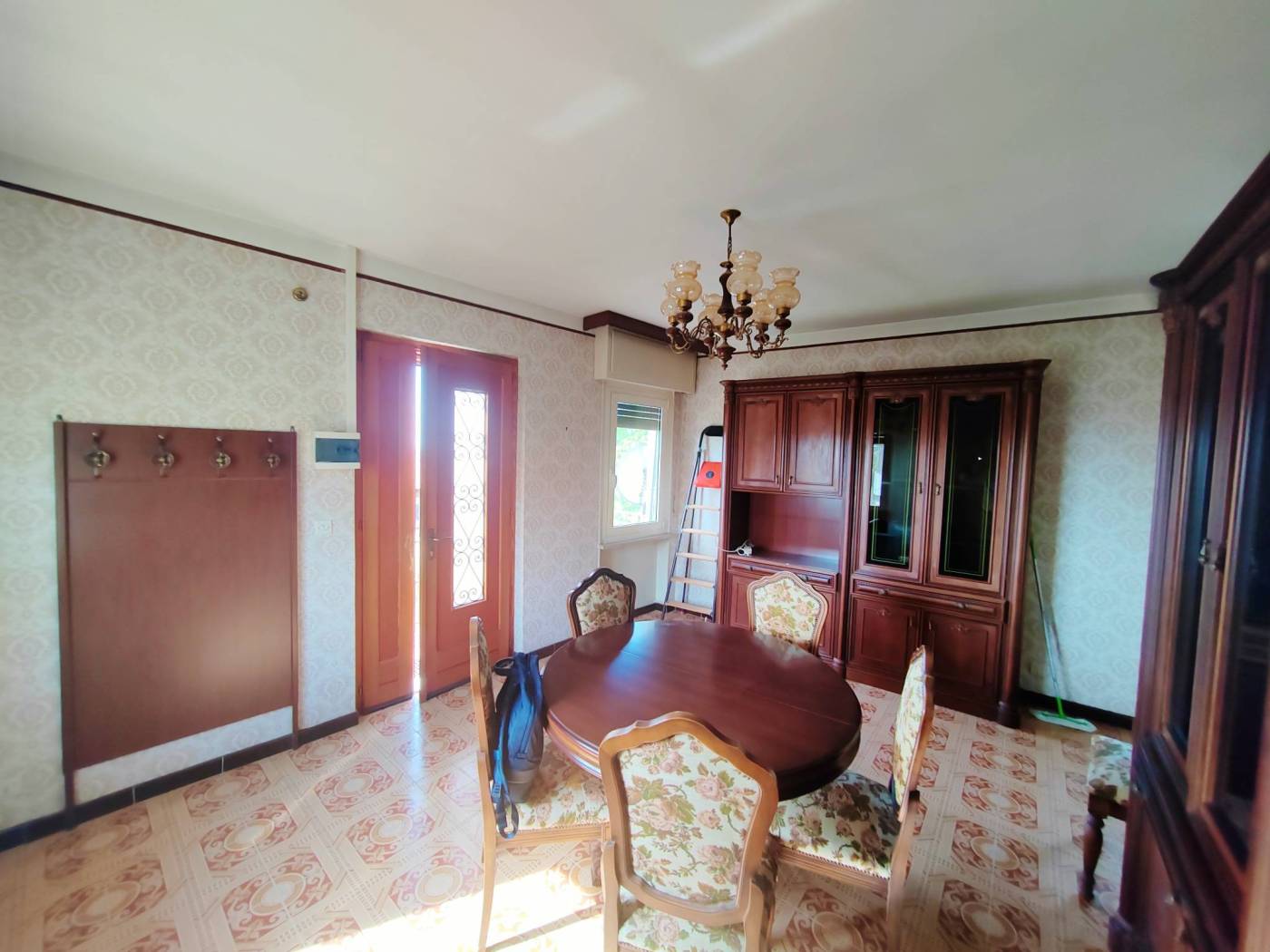 Salone