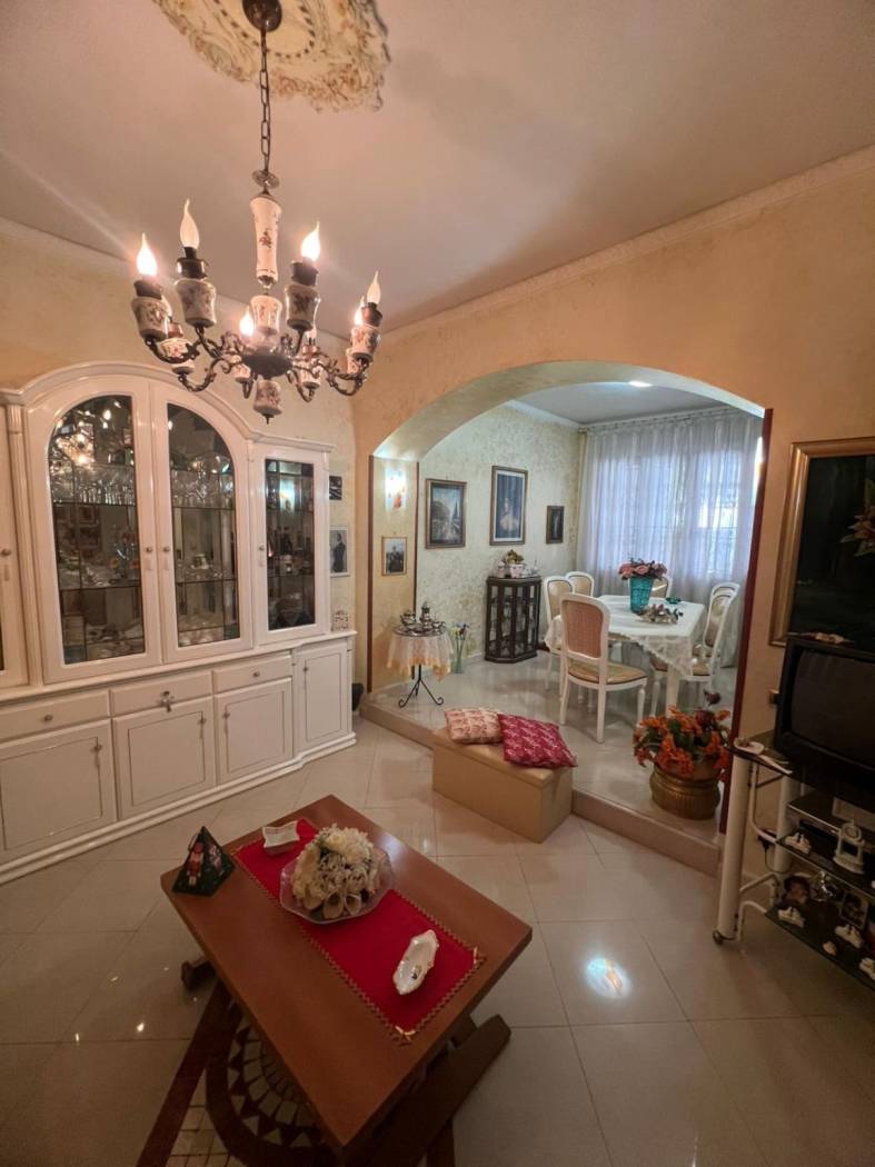 Salone
