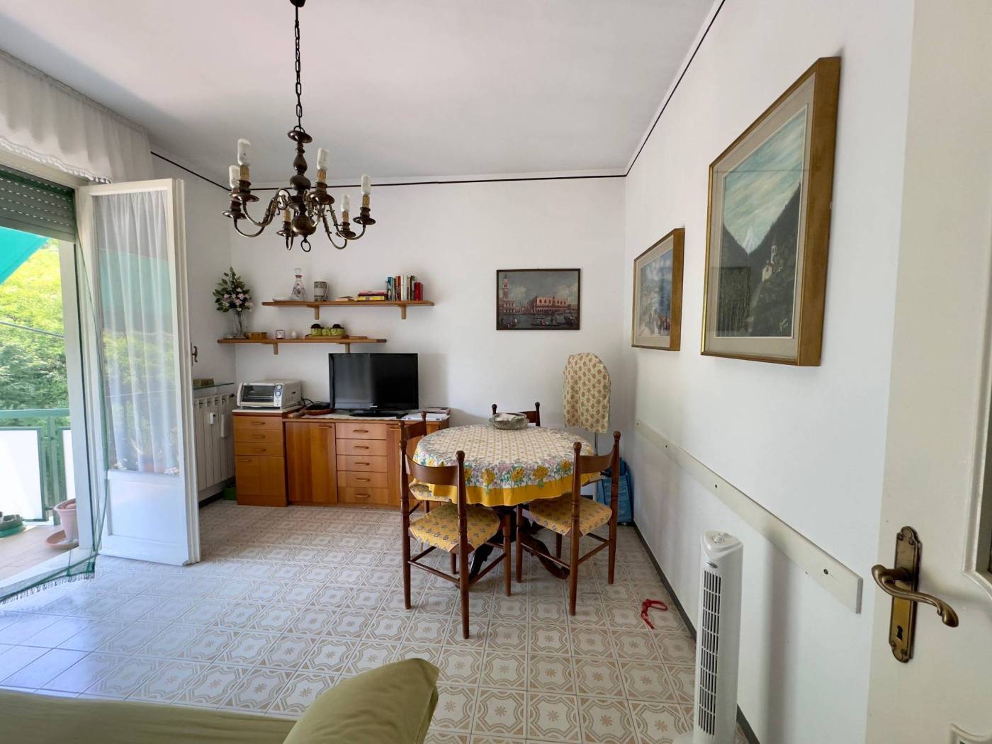 Salone