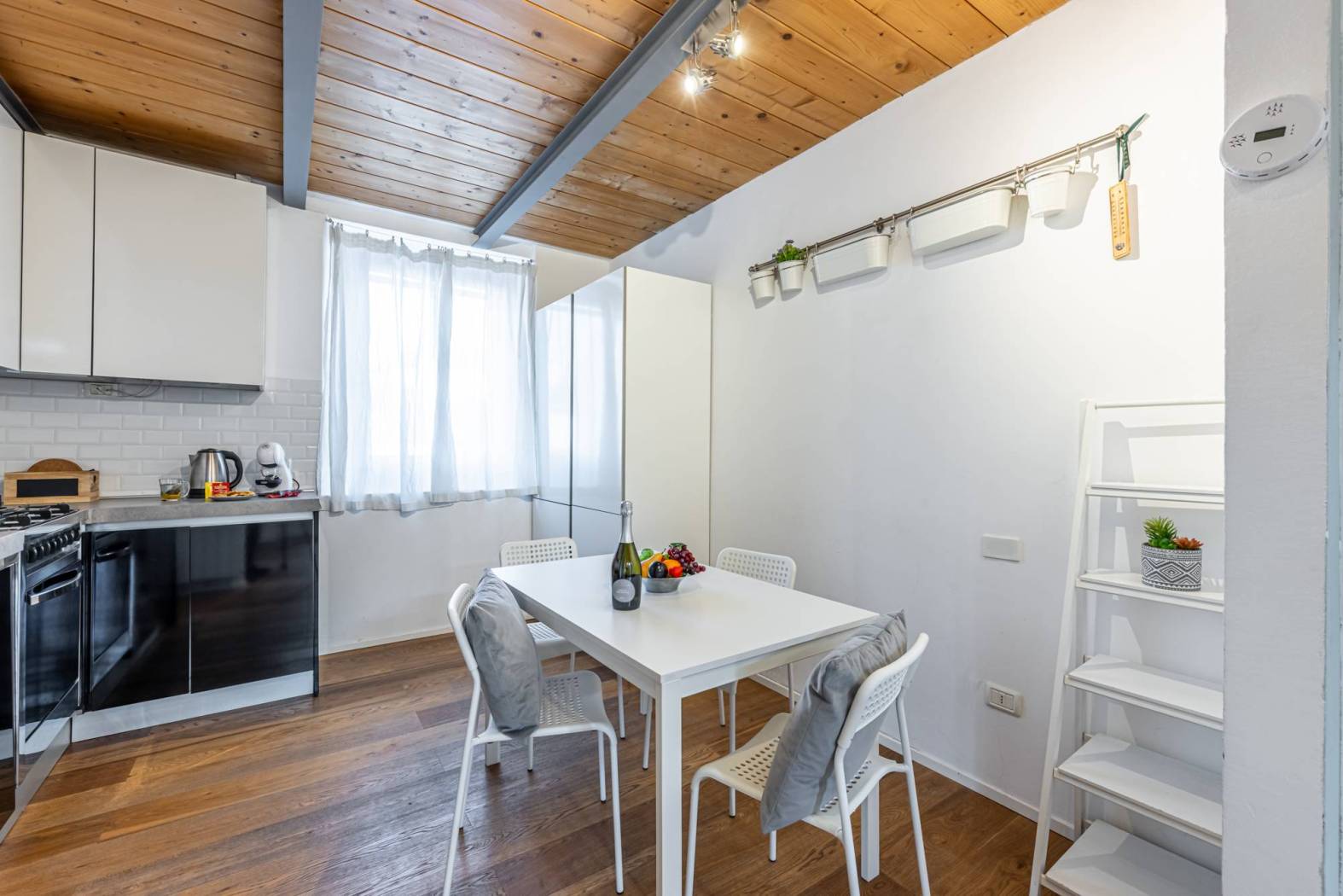 Cucina Cucina