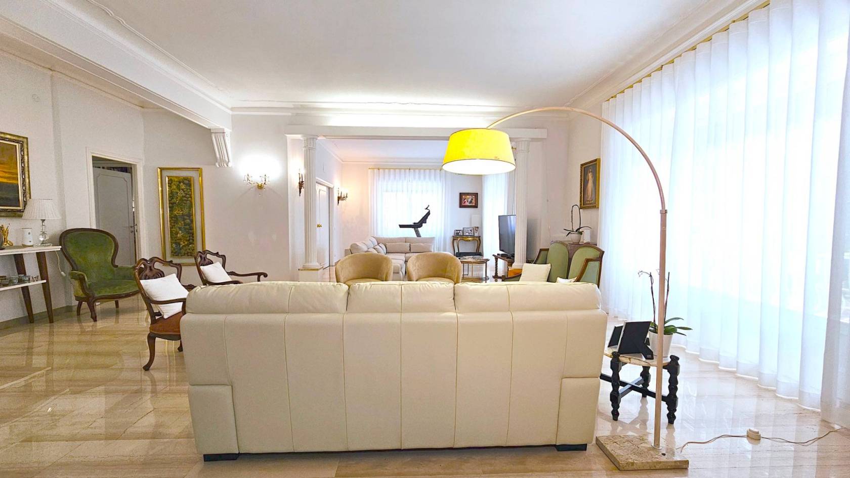 Salone