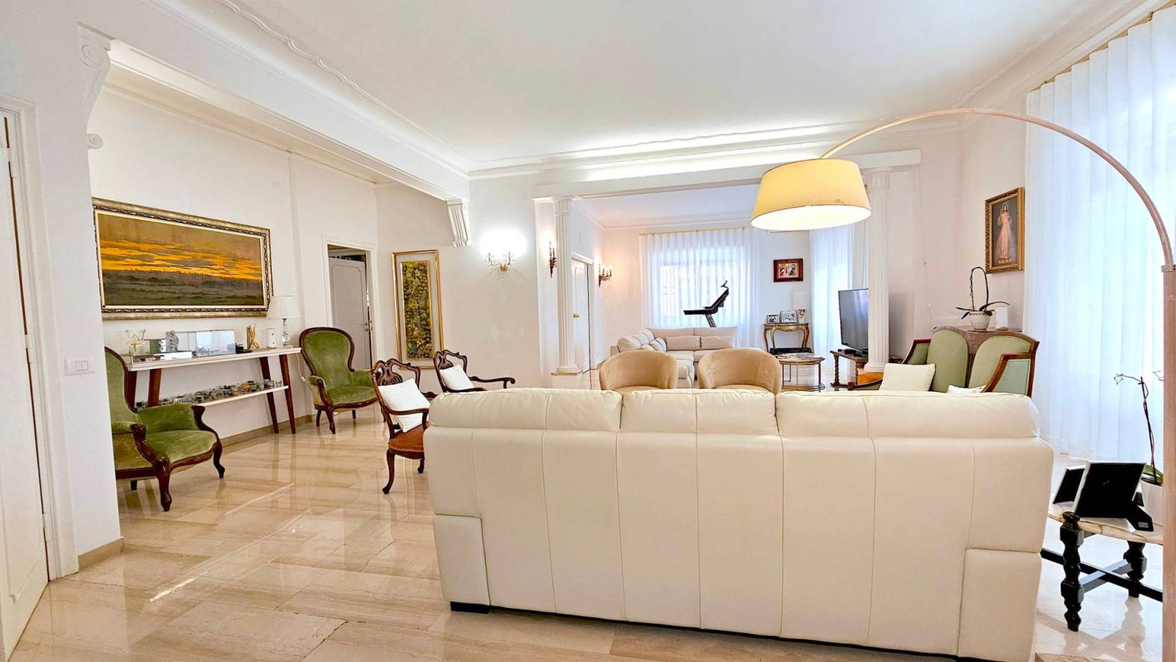 Salone
