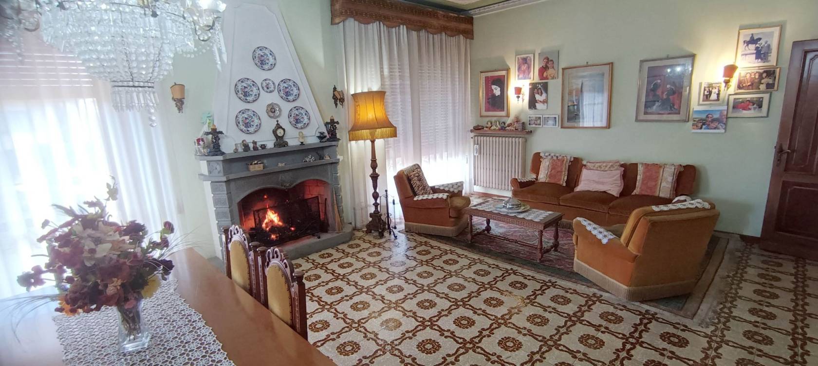 Salone