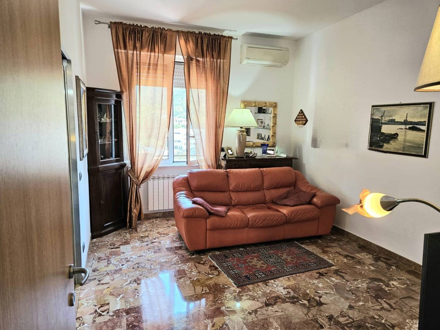 Salone