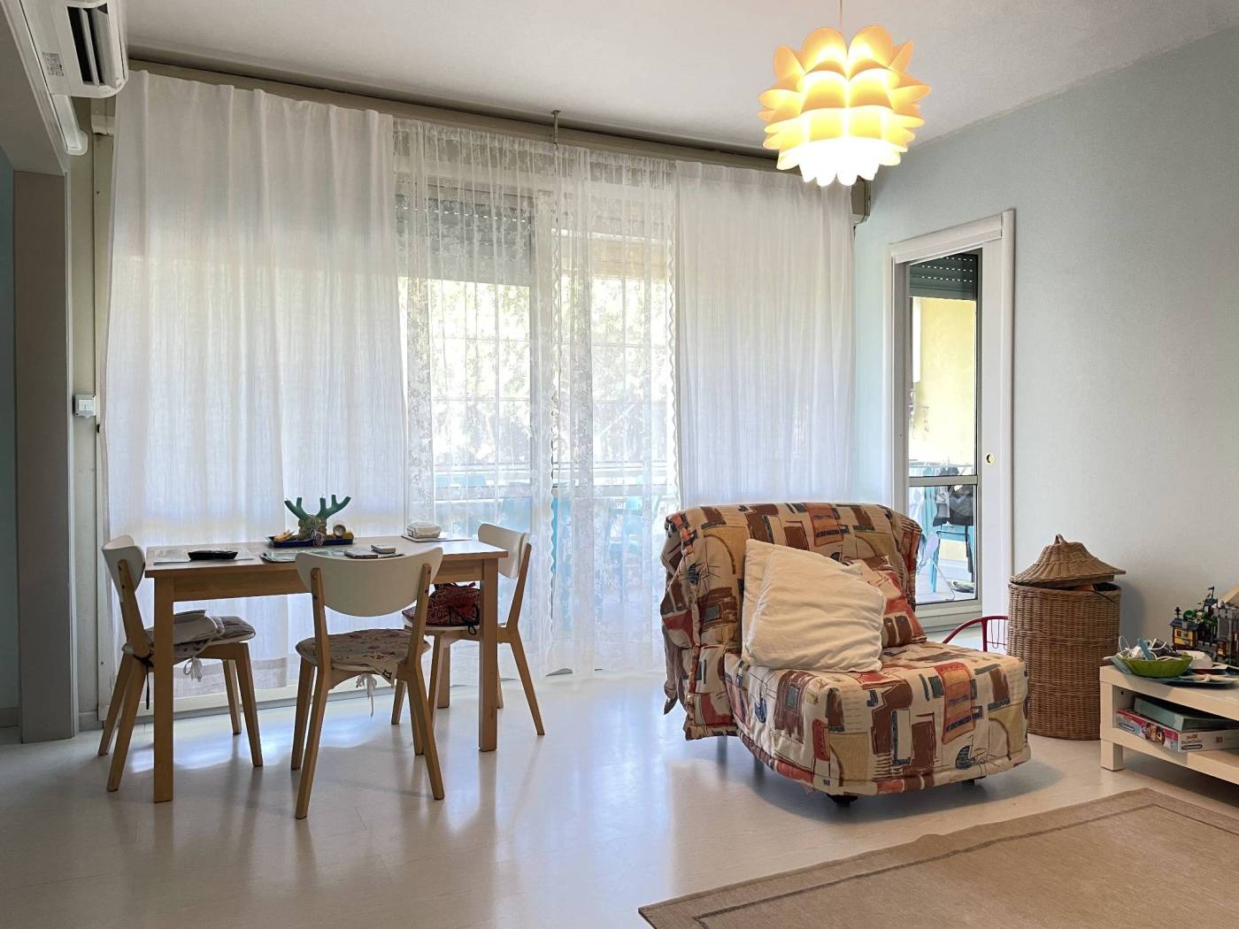 Salone