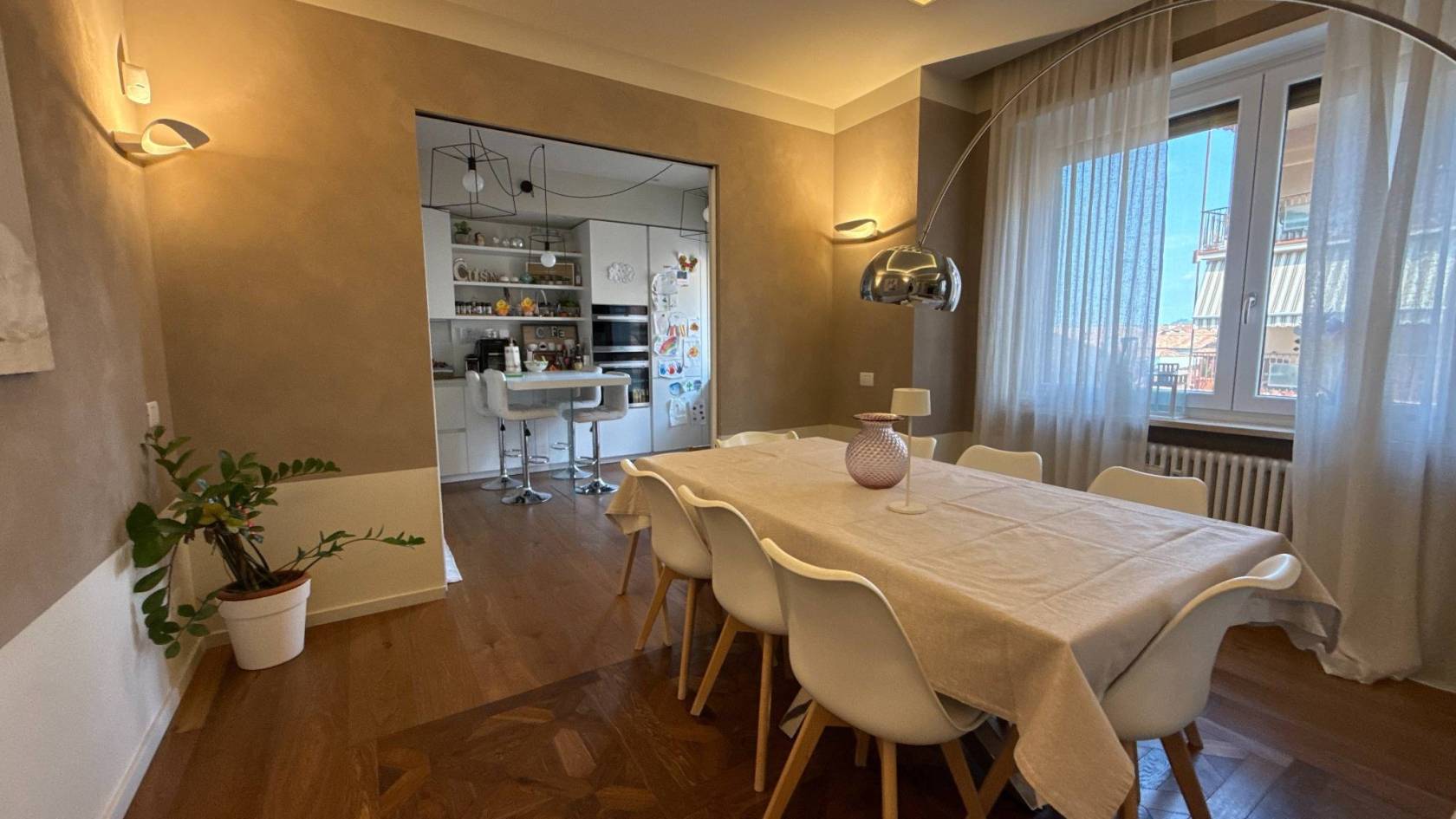 Salone Salone