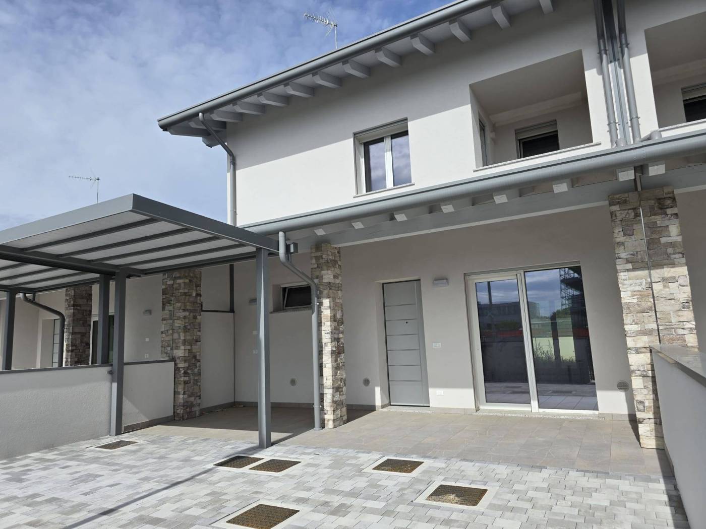 ESENTE MEDIAZIONE - VILLA A2 NUOVA COSTRUZIONE- PRONTA CONSEGNA OFFERTA A TEMPO CON PREZZO SCONTATO VALIDO FINO AL 07 SETTEMBRE 2025 - VILLA di 136 