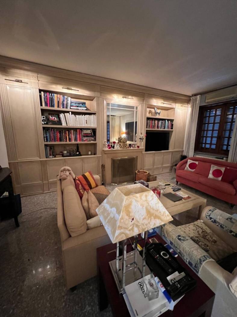 Salone