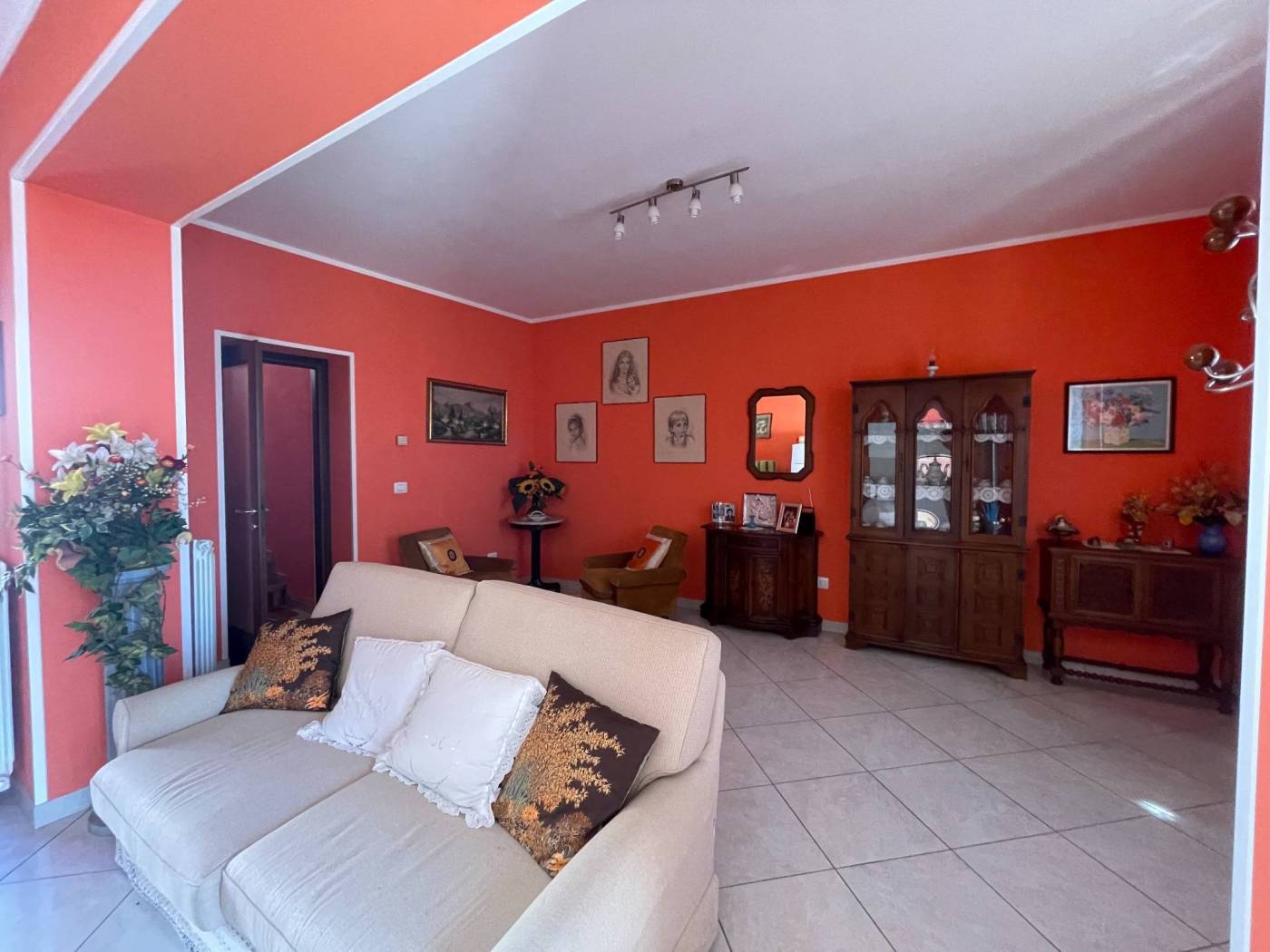 Salone