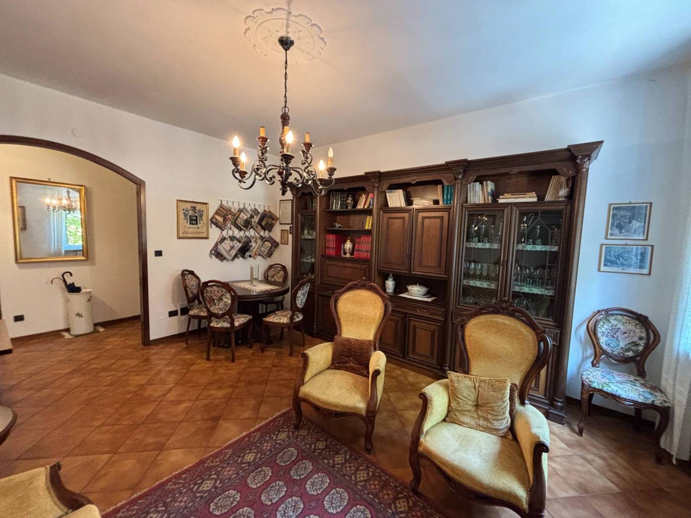 Salone