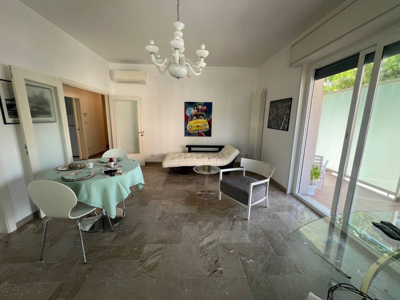 Salone