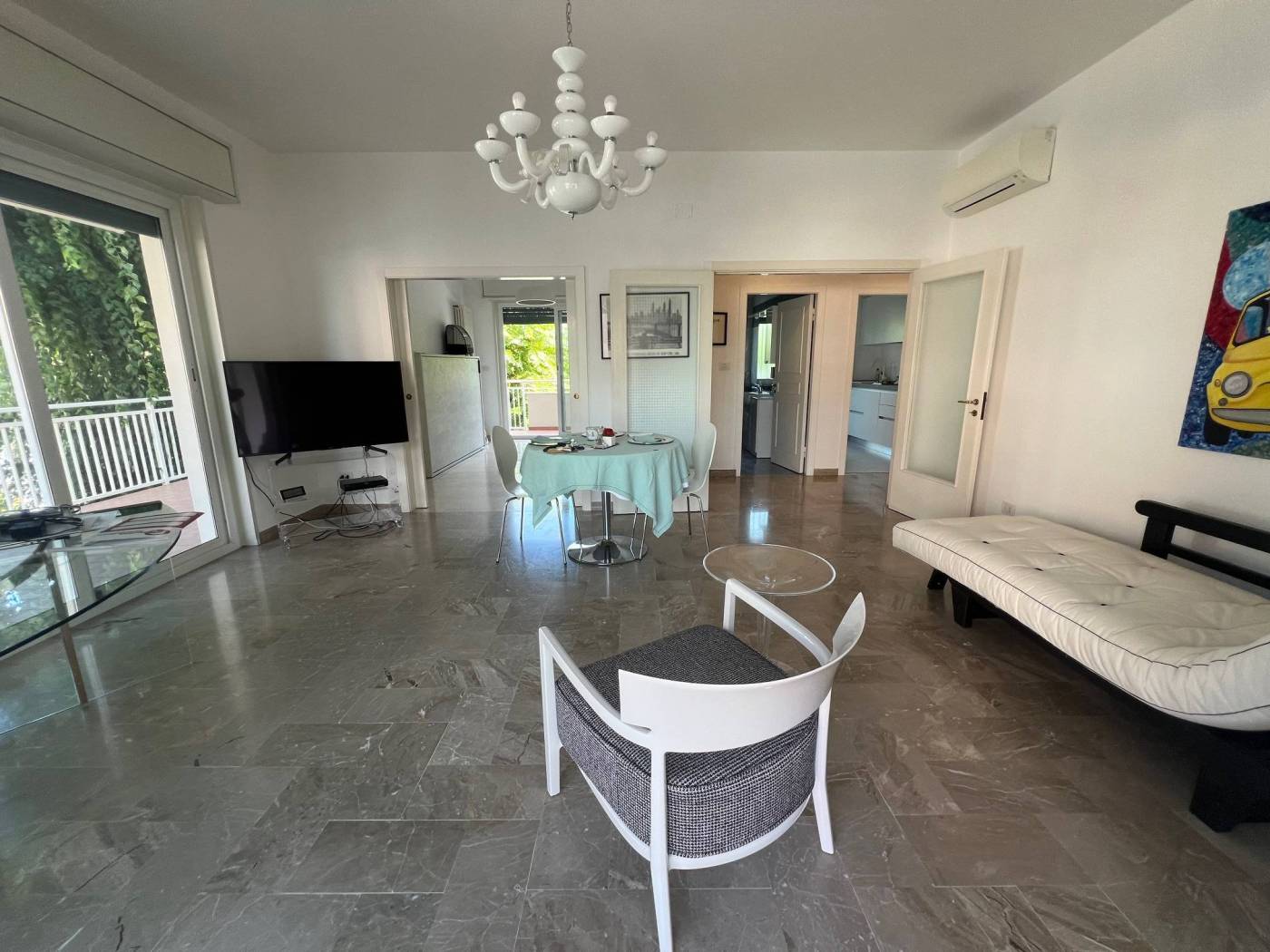 Salone