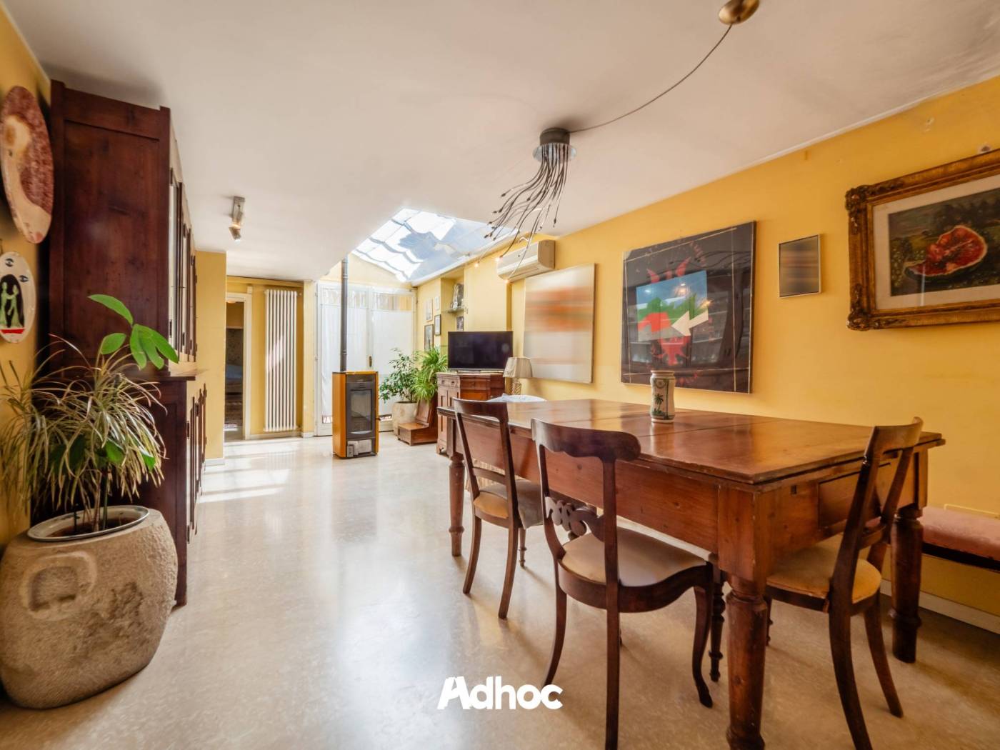 Salone