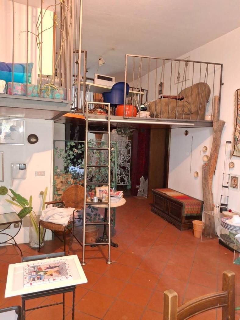 Salone