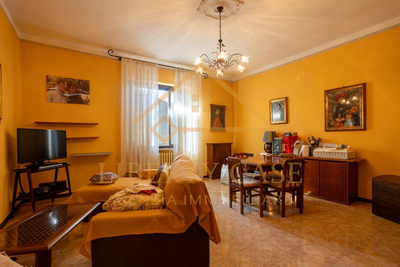Salone