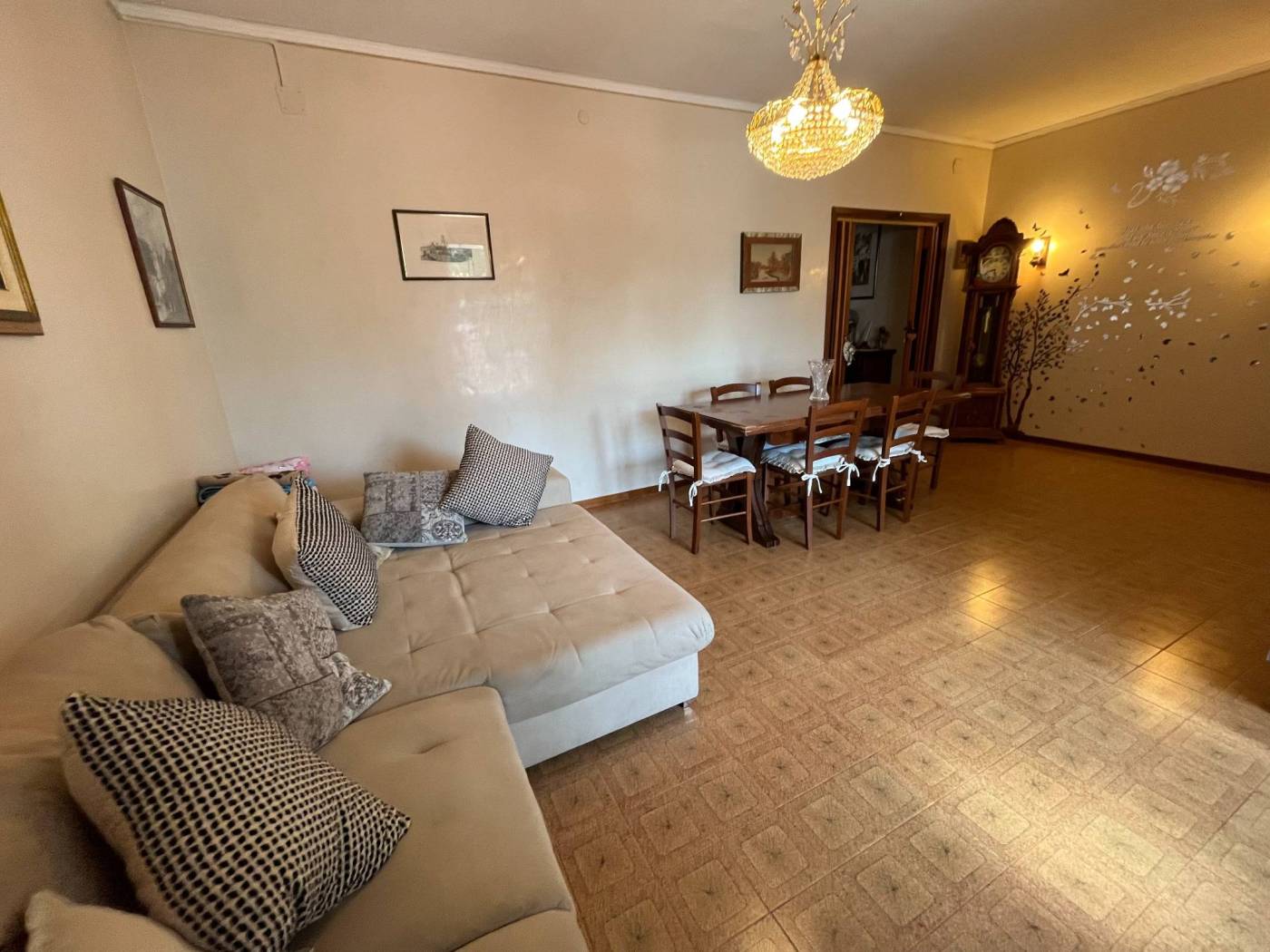 Salone
