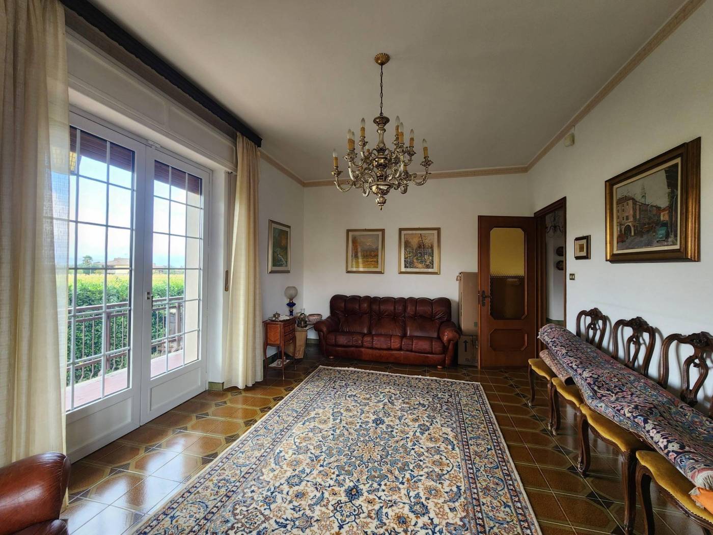 Salone