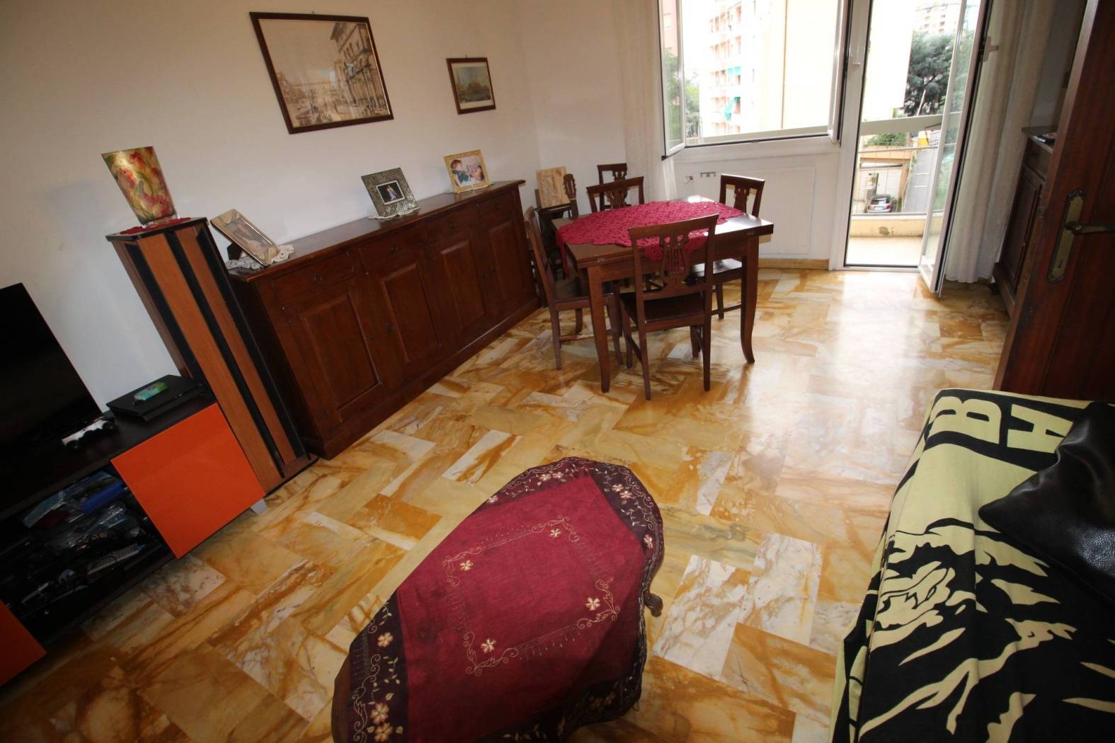 Salone