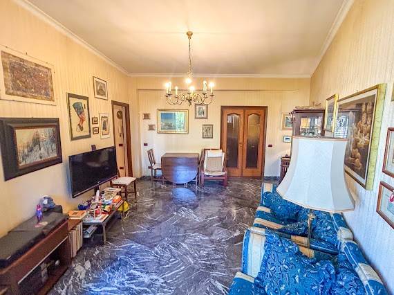 Salone