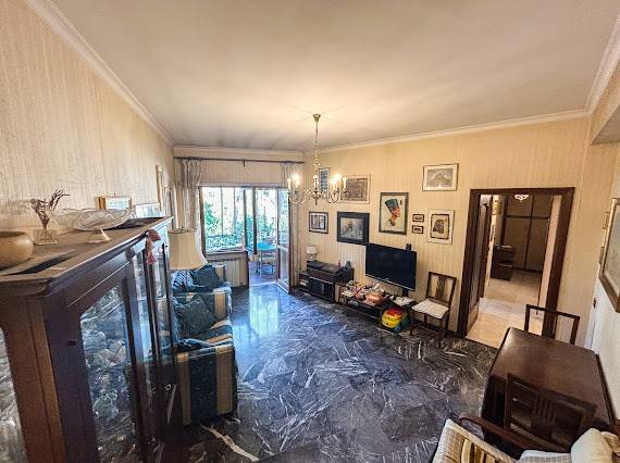 Salone
