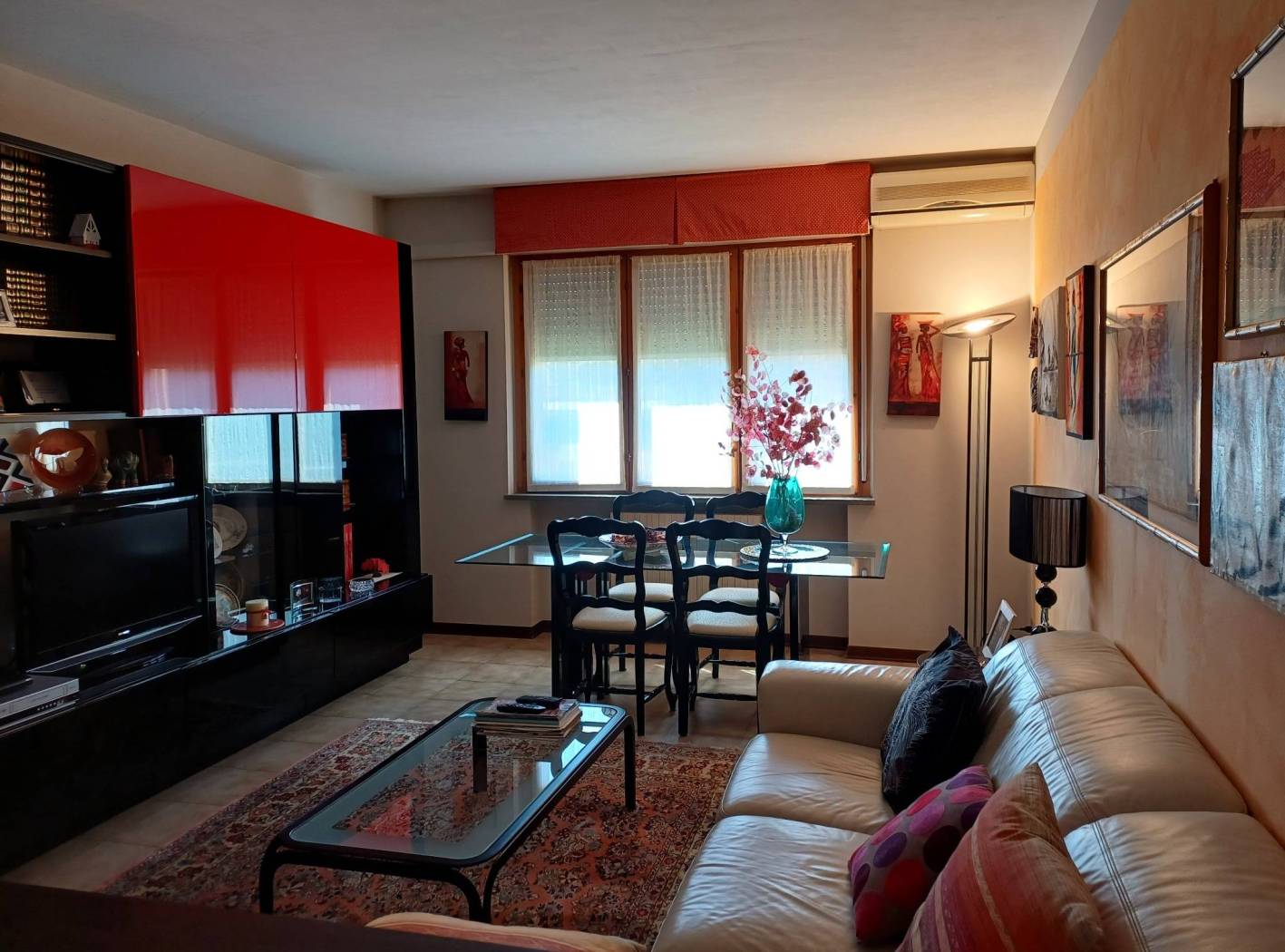 Salone