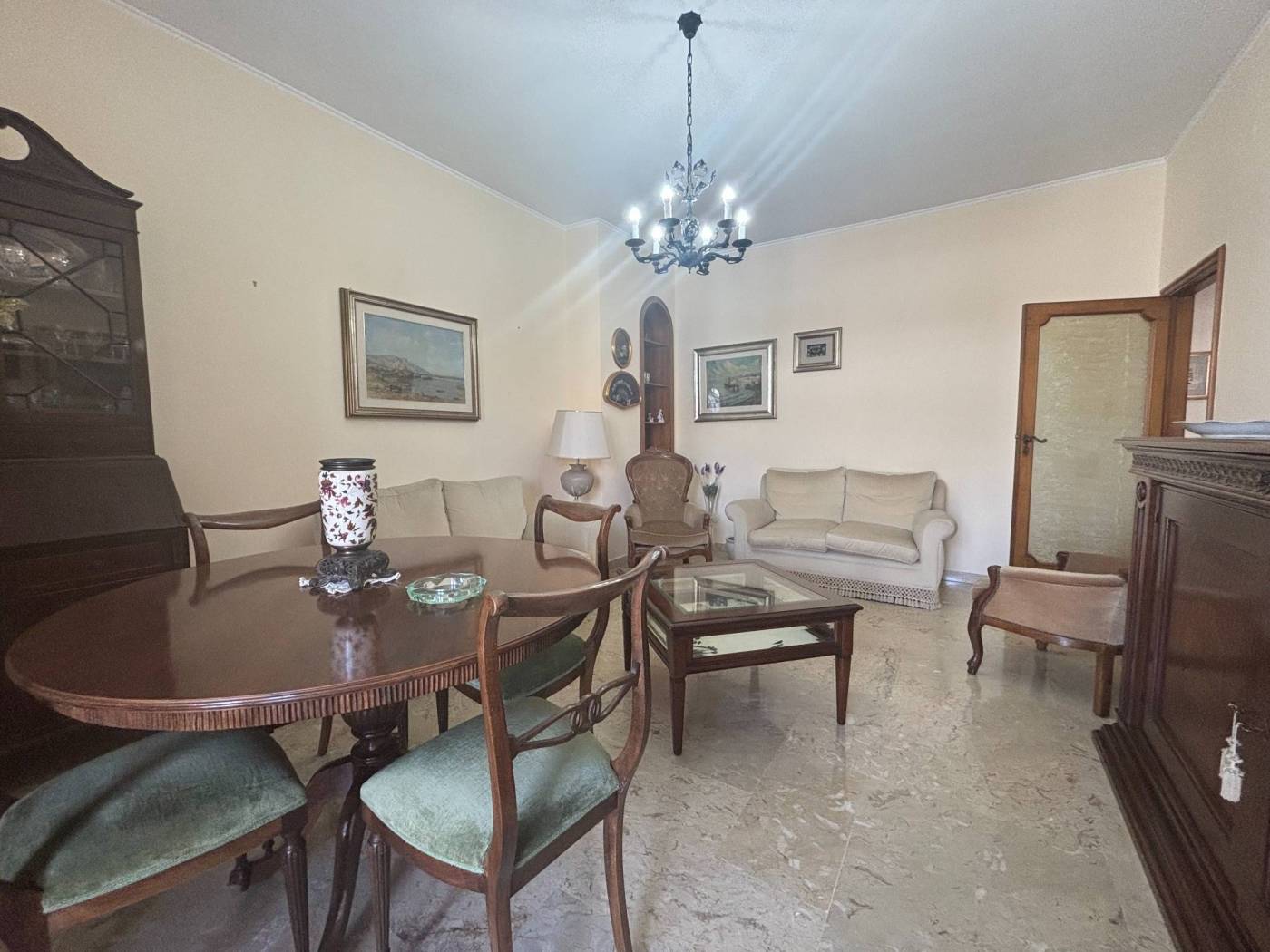 Salone