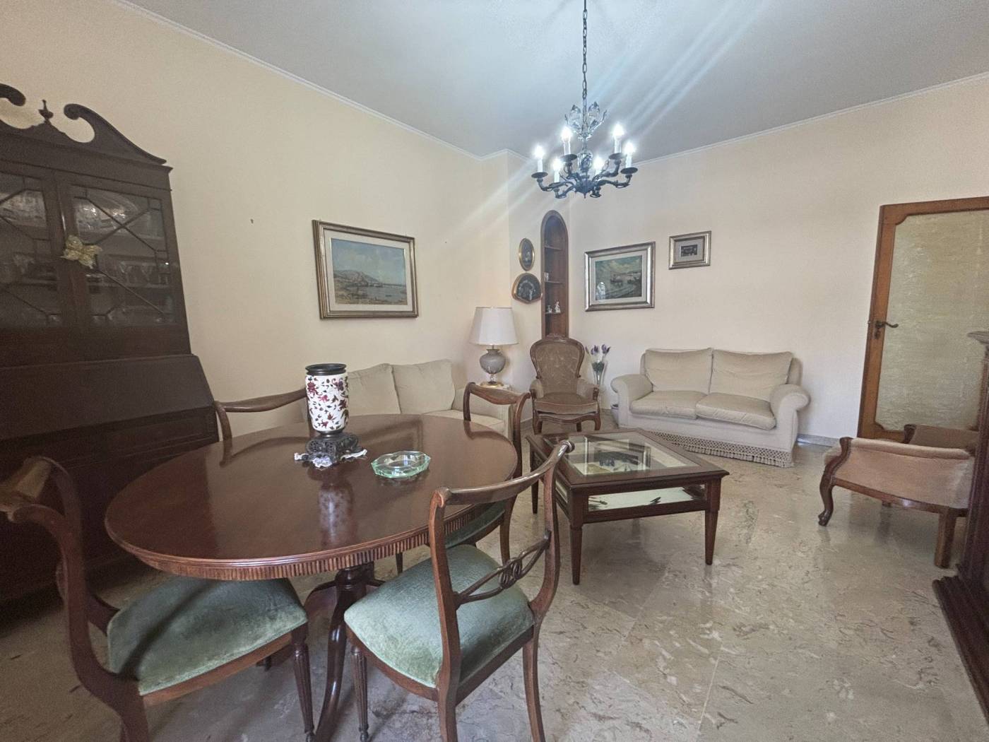 Salone