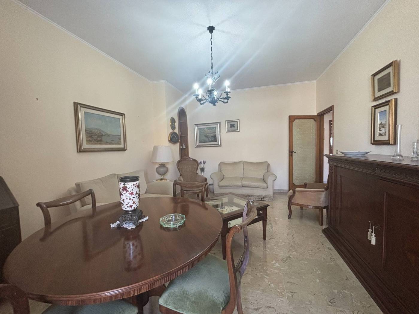 Salone