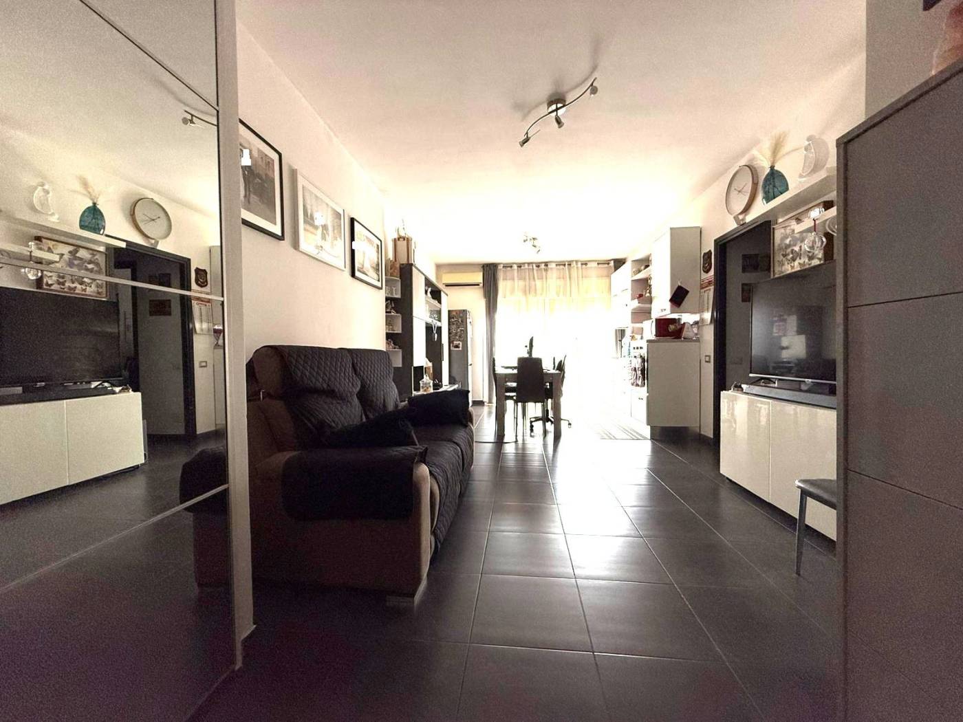 Salone Salone