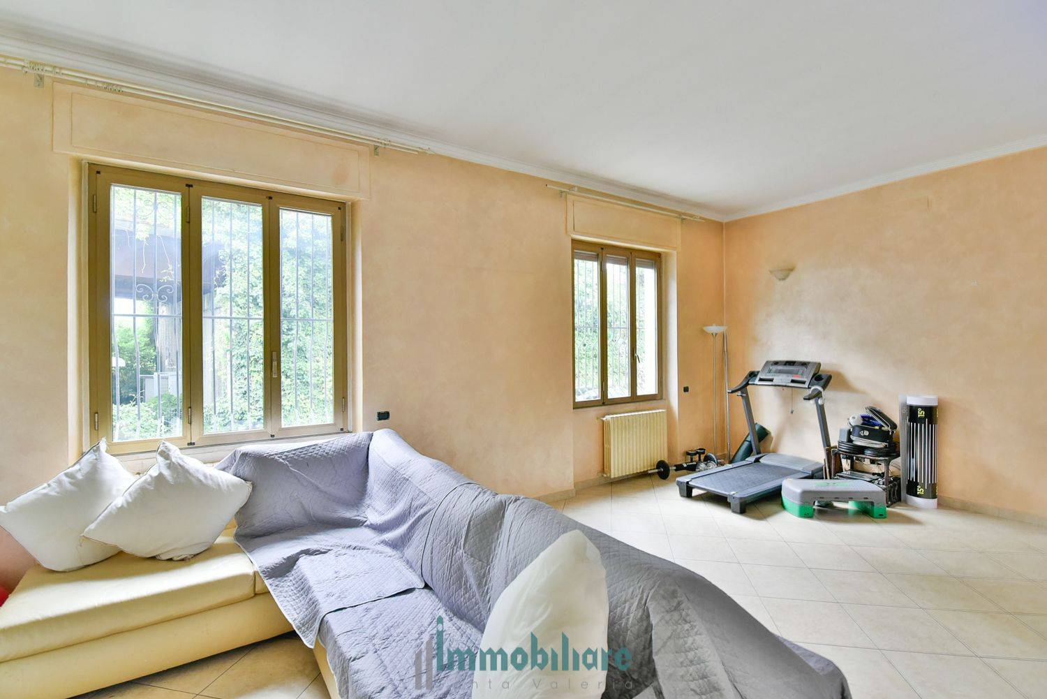 Salone