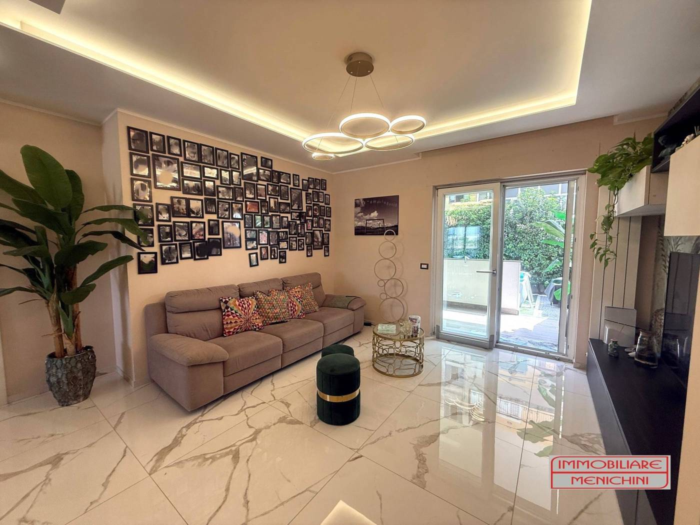 Salone