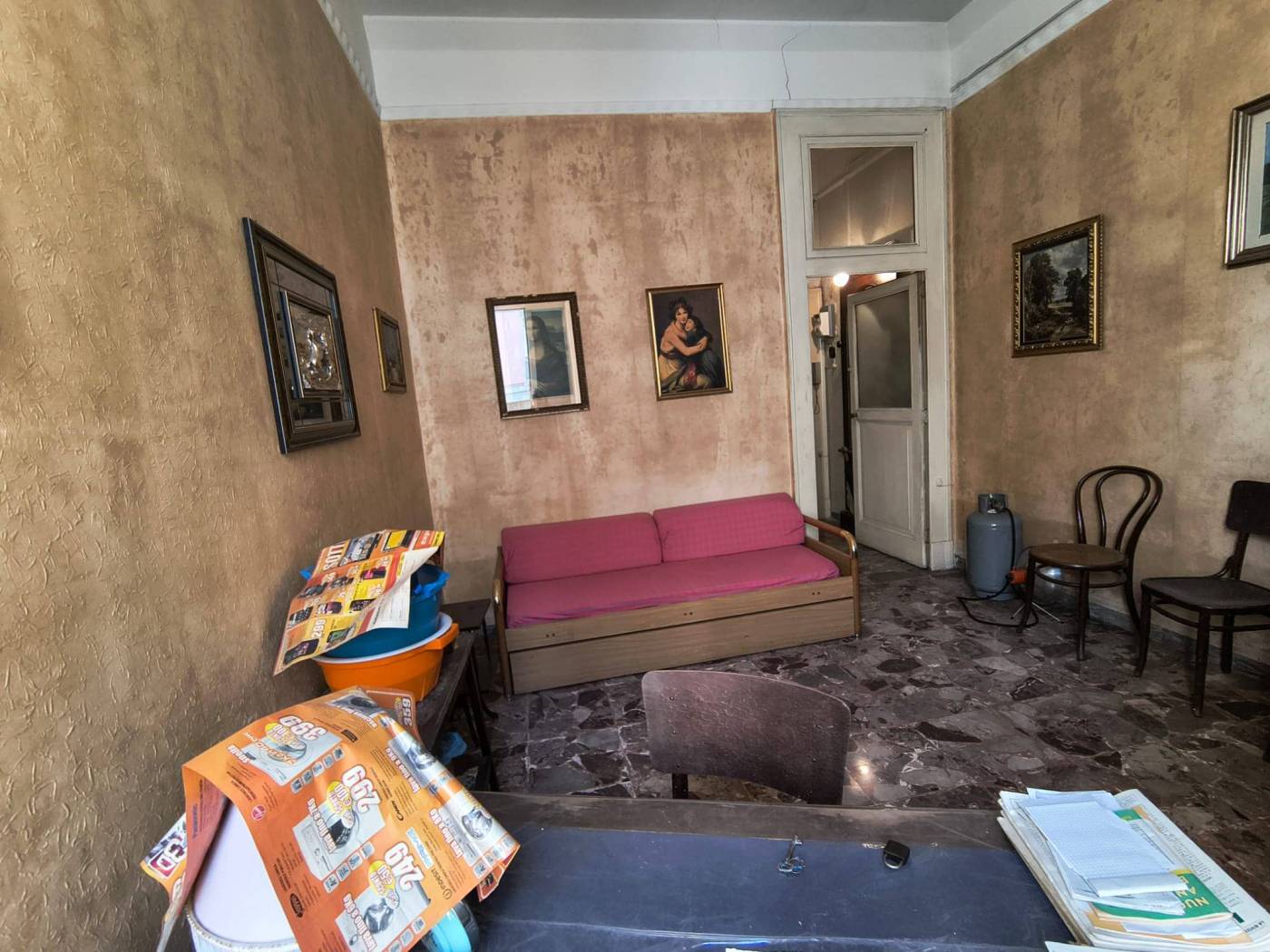 Salone