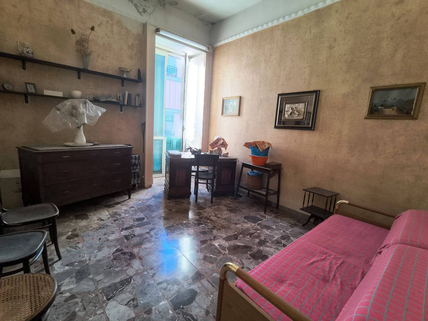 Salone